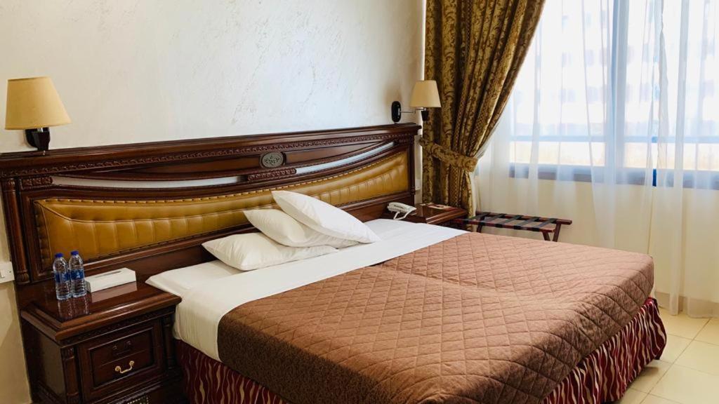 Rainbow Hotel Apartments Abu Dhabi Esterno foto
