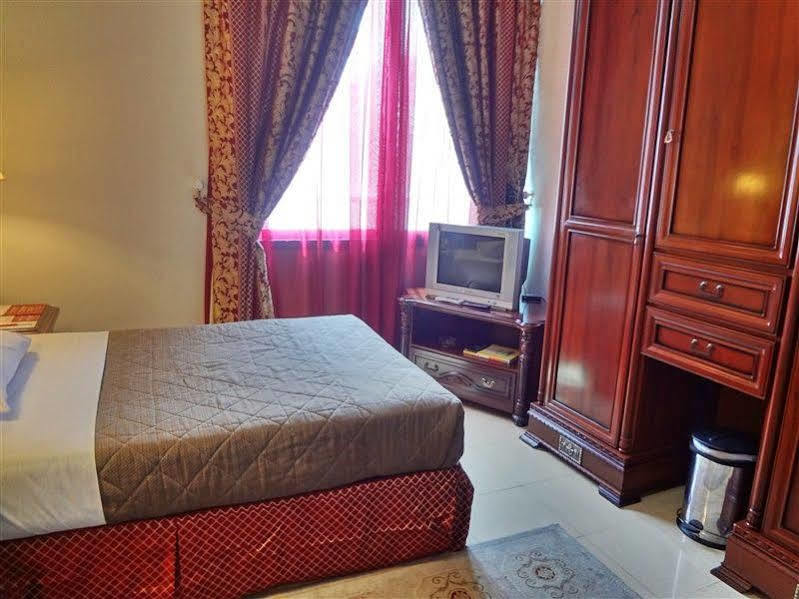 Rainbow Hotel Apartments Abu Dhabi Esterno foto